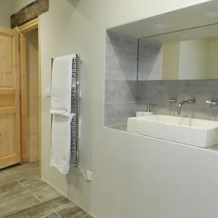 Par La Riviere Bed and breakfast