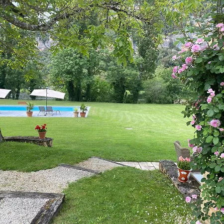 Par La Riviere Bed and breakfast