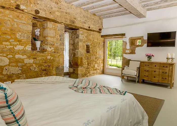 فندق مبيت وإفطار Par La Riviere