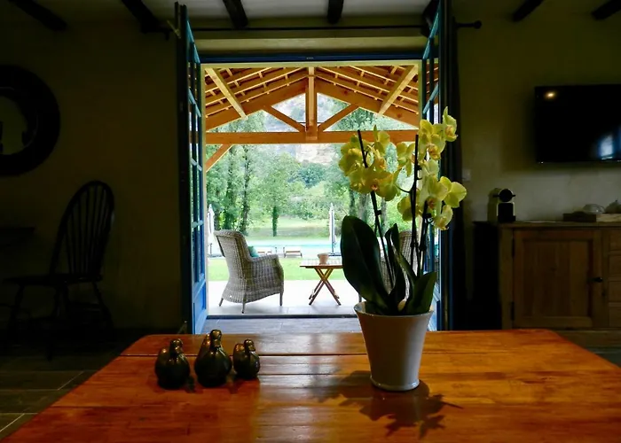 Par La Riviere فندق مبيت وإفطار 4*